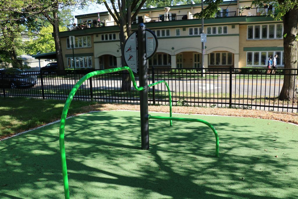 outdoor fitness equipment