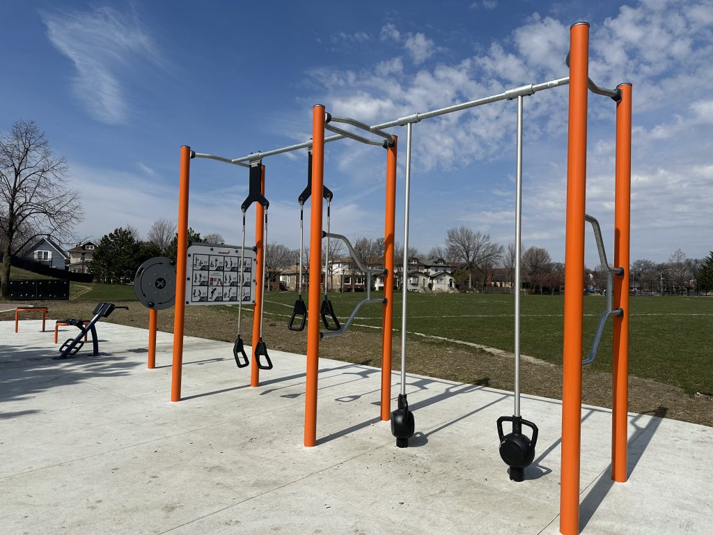 barrie park outdoor fitness equipment
