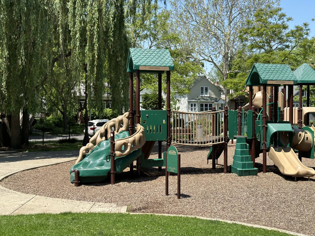 andersen playground with willow tree